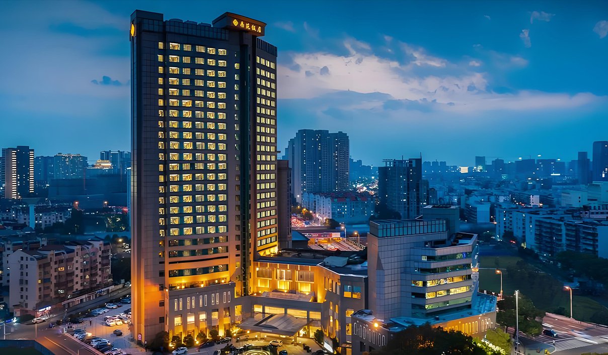 首旅南苑凱豪酒店夜景照明改造采購(gòu)項(xiàng)目
